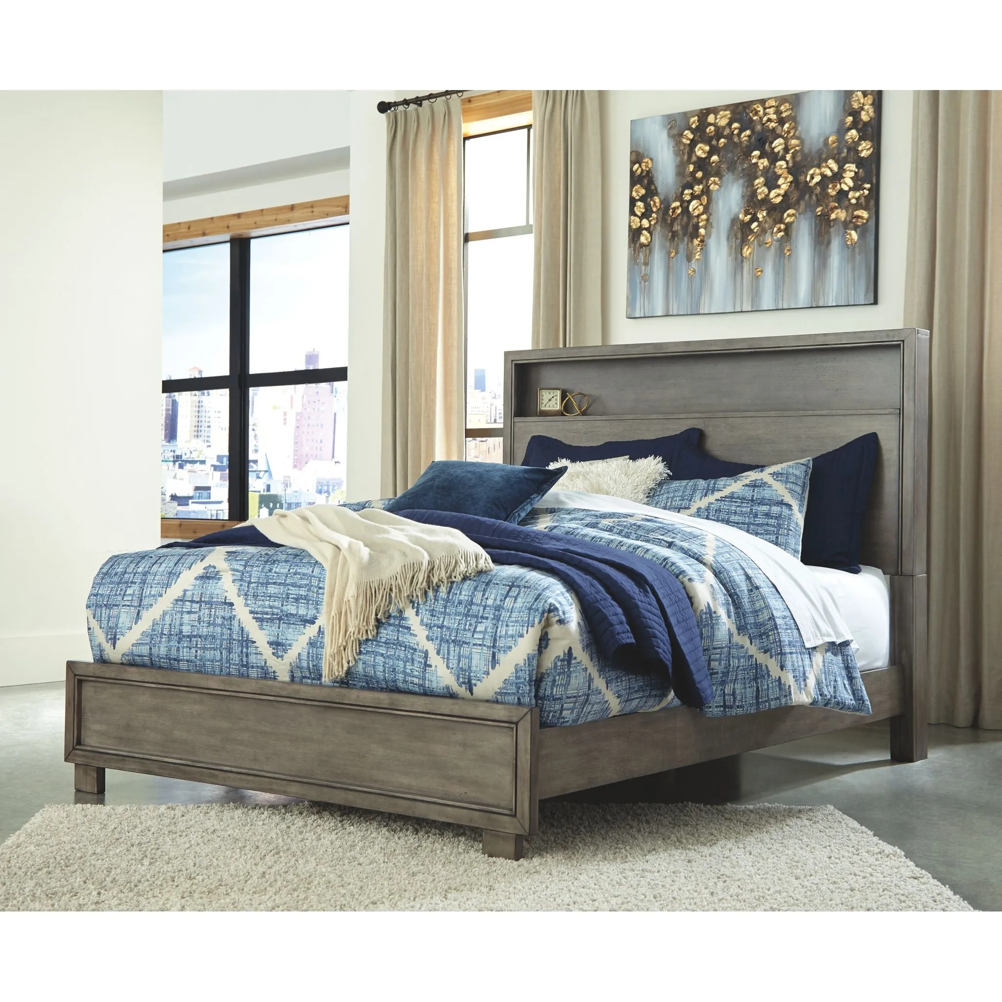 Ashley Arnett 3 Piece Bed