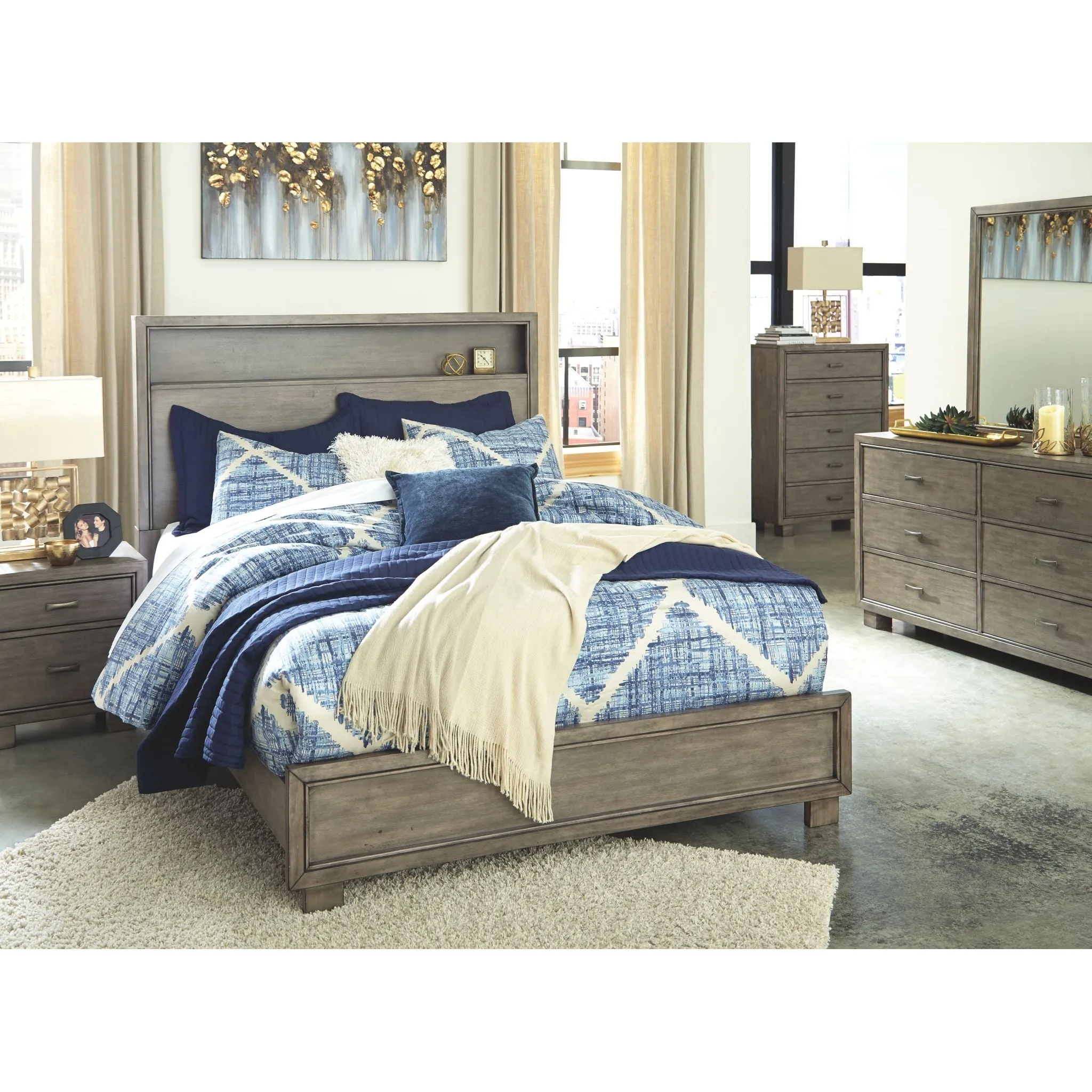 Ashley Arnett 3 Piece Bed