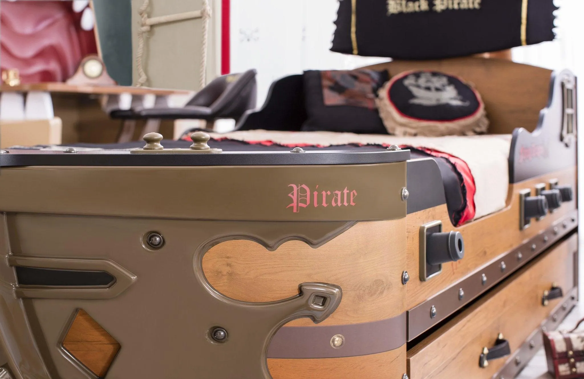 Cilek Pirate Ship Bed (S-90X190 Cm) (can add pull out 180x90cm)