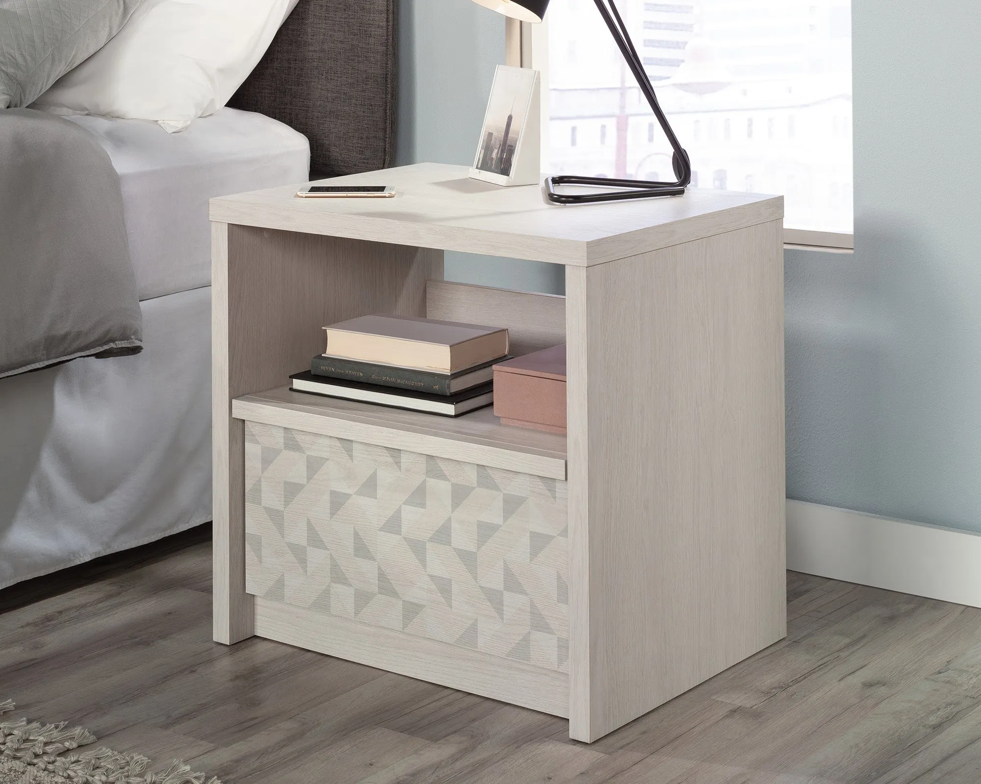 Harvey Park Night Stand Go