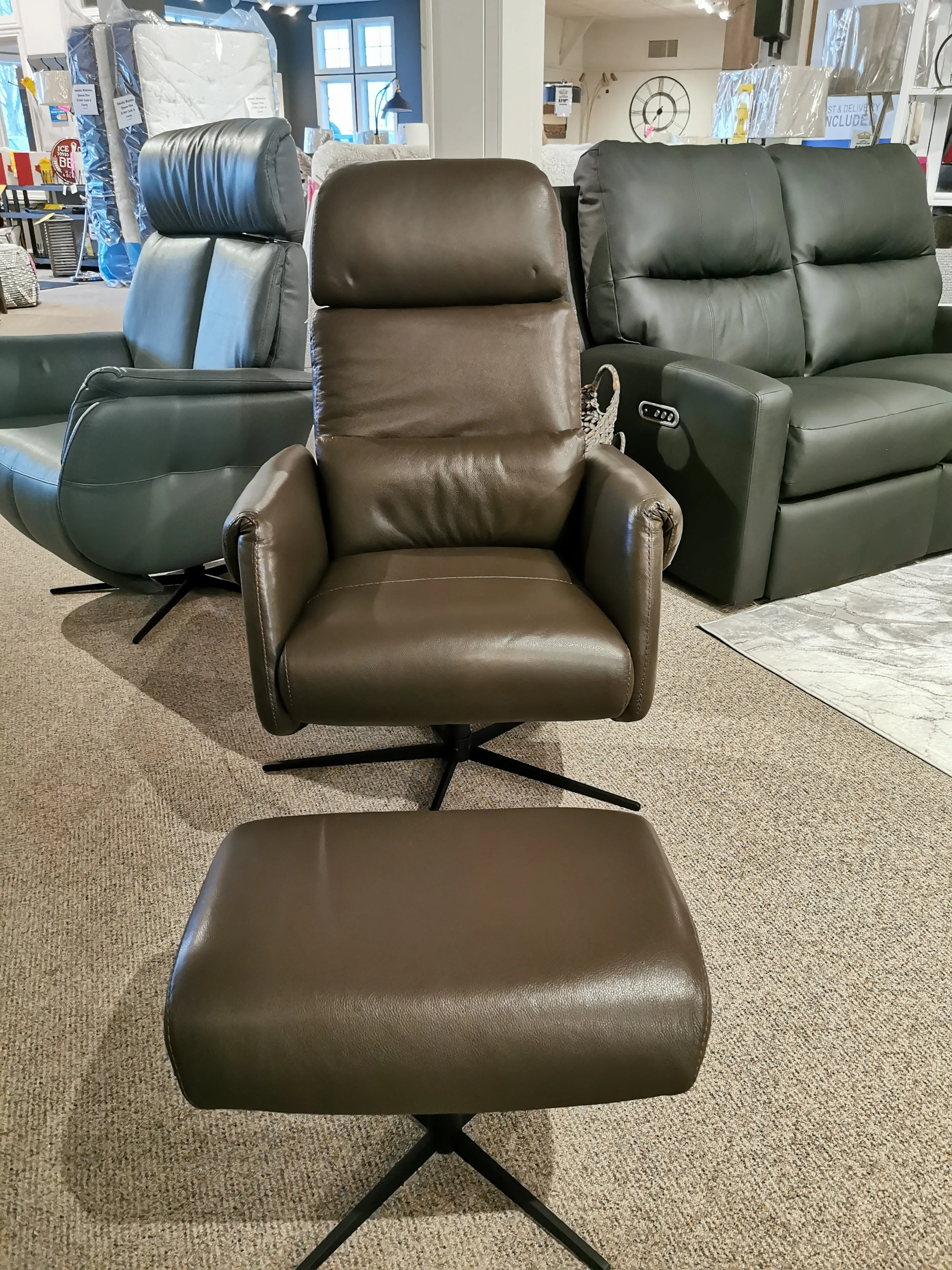 Licia Recliner with Ottoman