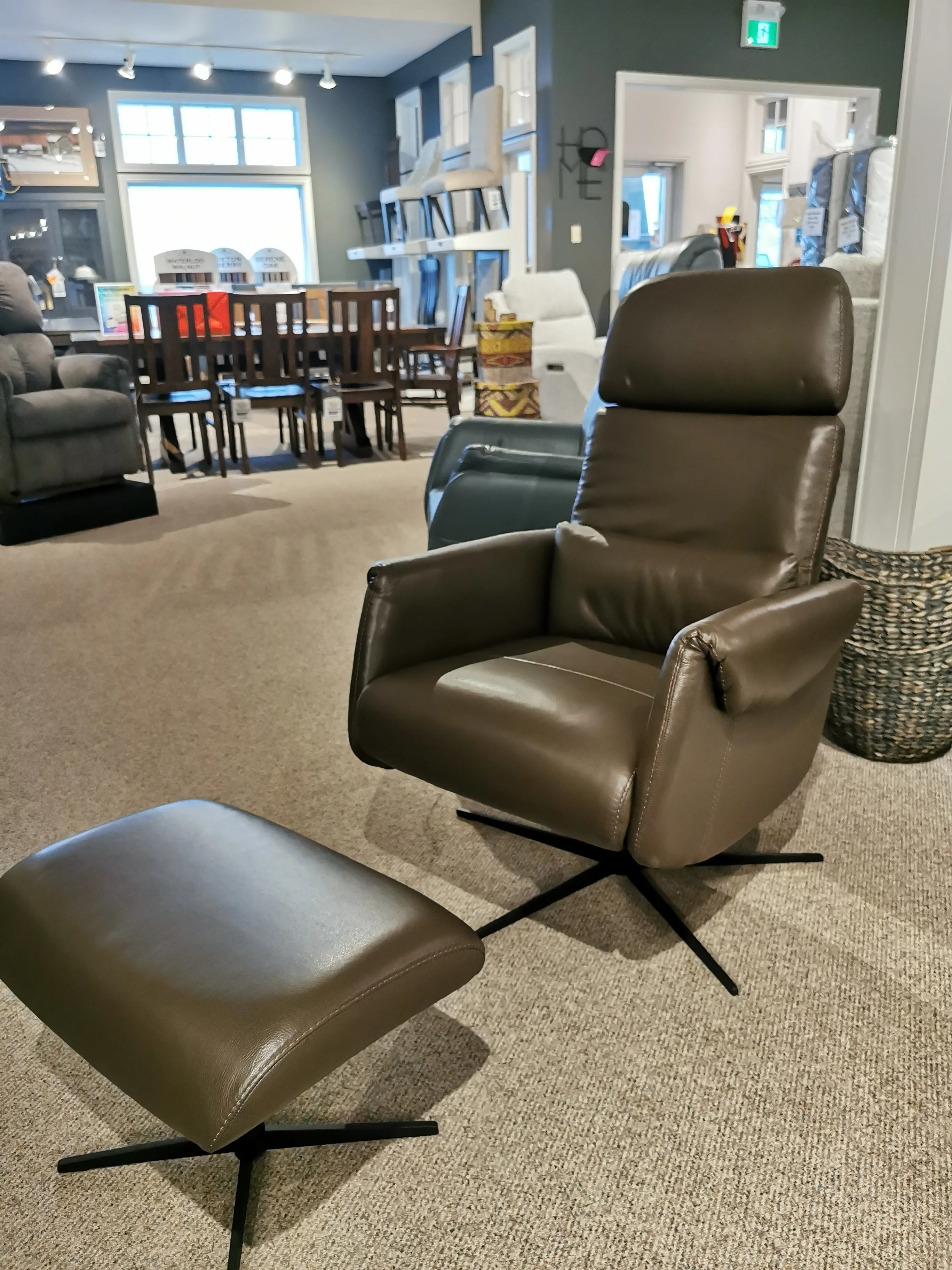 Licia Recliner with Ottoman