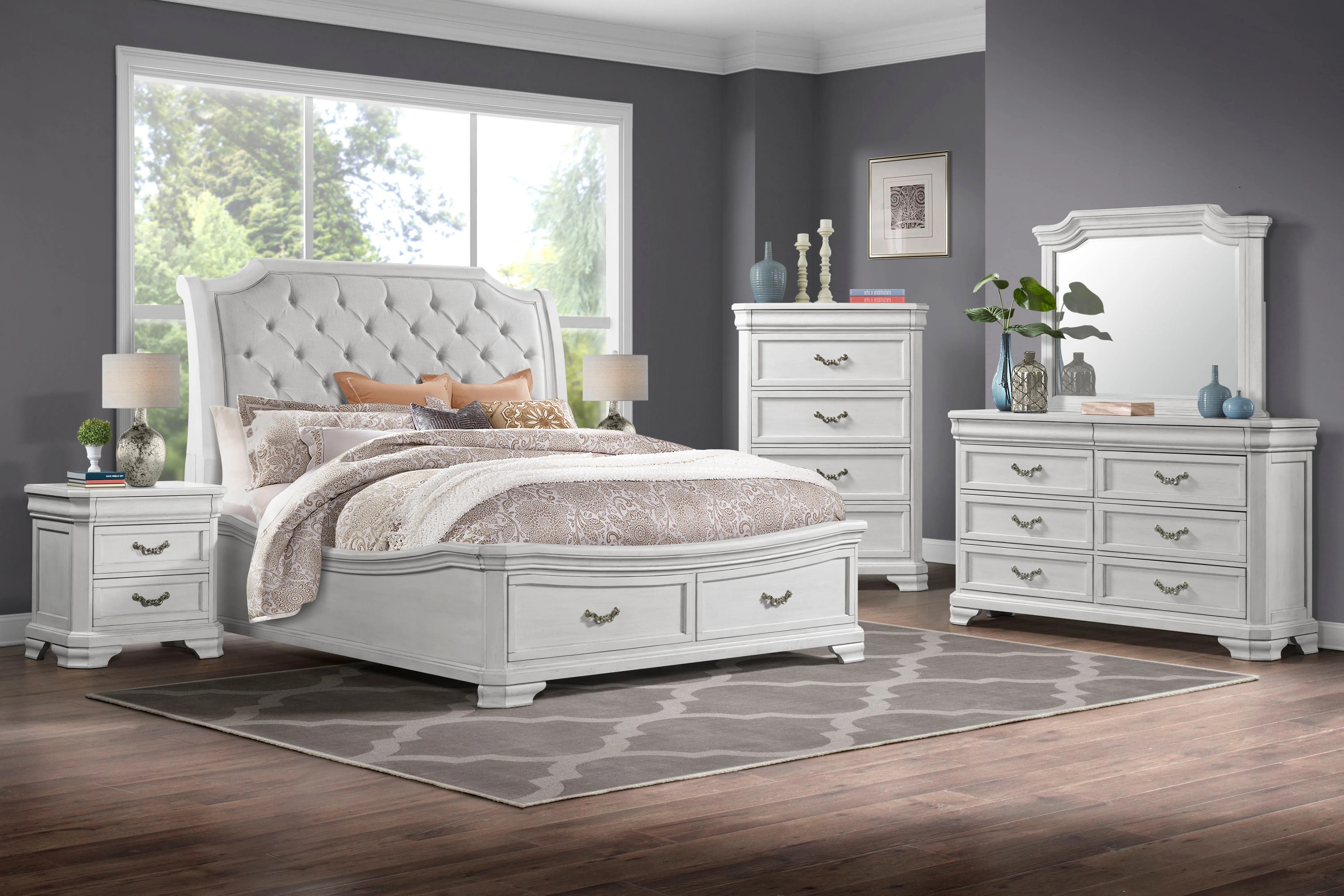 Lyndhurst - 6/6 Eastern King 6 Piece Bedroom Set (Bed, Dresser, Mirror, Chest, 2 Nightstands) - White