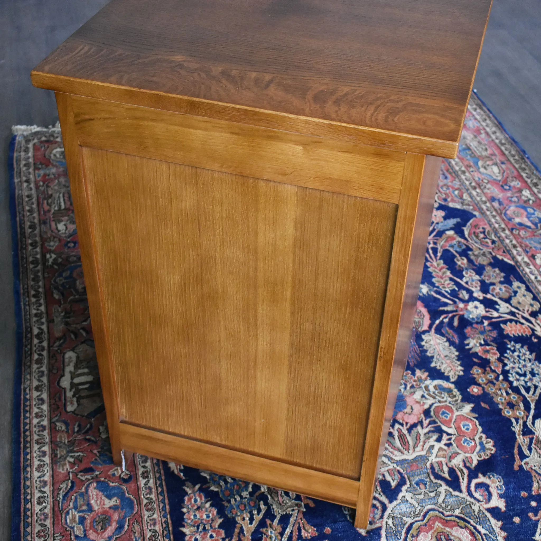 Mission Quarter Sawn Oak 1 Door/Drawer Nightstand Michael Cherry-MC-A