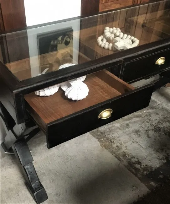 Wardrobe Display Credenza / Console Table With Glass Top & Drawers